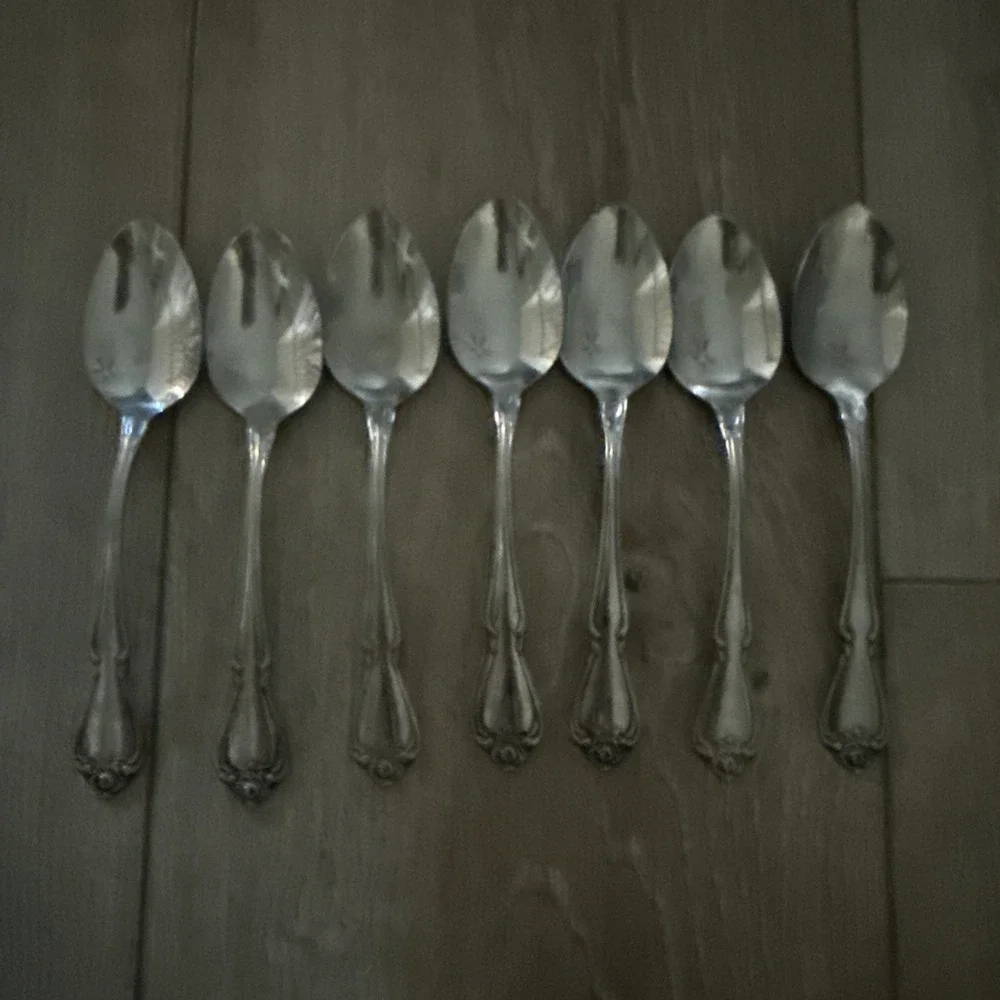 Set of 7 Oneida Stainless Teaspoon‎ Arbor Rose True Rose Flatware Glossy 6in